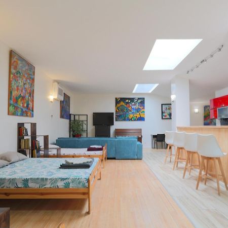 Paris East Side Lodge Pantin Luaran gambar
