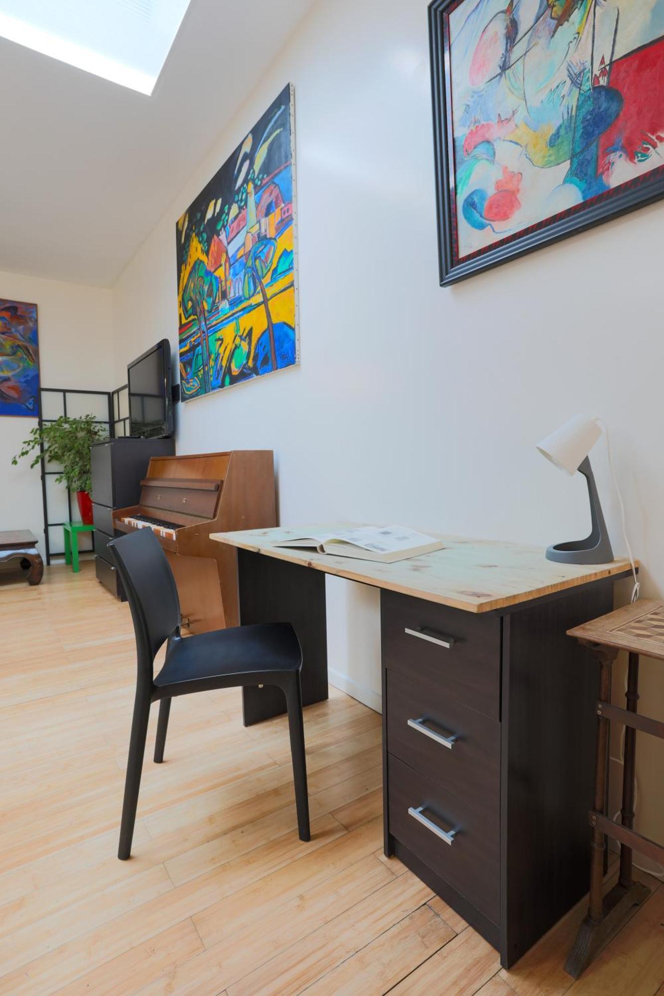 Paris East Side Lodge Pantin Luaran gambar